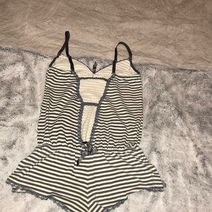 Striped low-back Sleepwear Romper